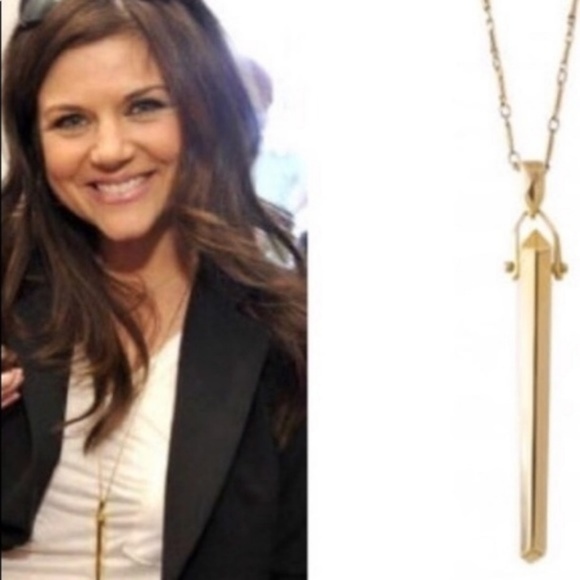 Stella & Dot | Retired⚡️GOLD⭐️✨Rebel Pendant Necklace - Picture 8 of 8